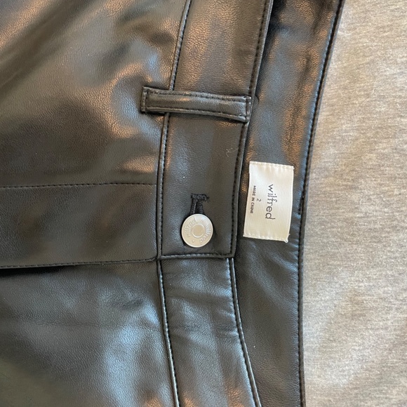 Wilfred Black Cargo Pants - Picture 5 of 5